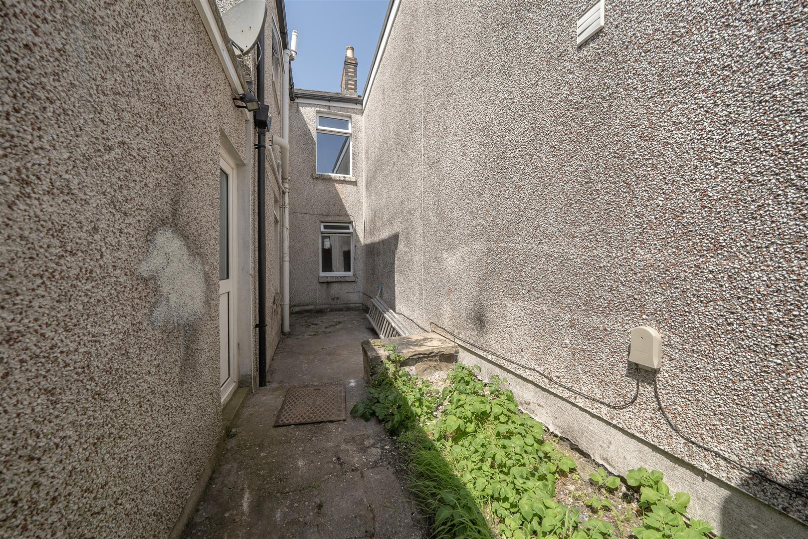 Neath Road, Hafod, Swansea, SA1 2HN